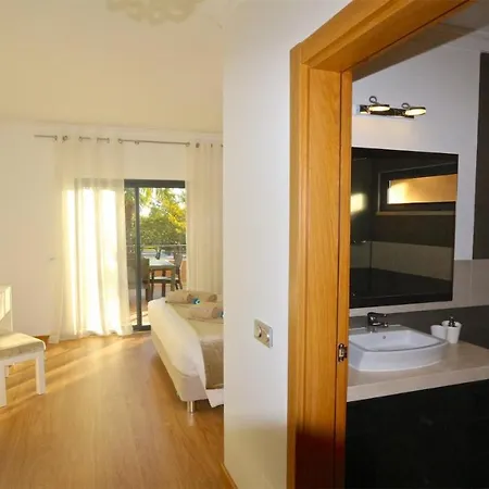 Apartment Janelas Do Oceano 188 - Clever Details *